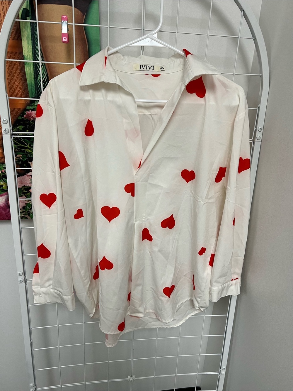 ViVI Cream Faux Button-Up Blouse with Red Heart Pattern